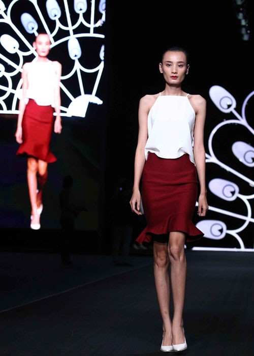 Hinh anh san khau Lynk Fashion Show 2015 truoc gio G-Hinh-11